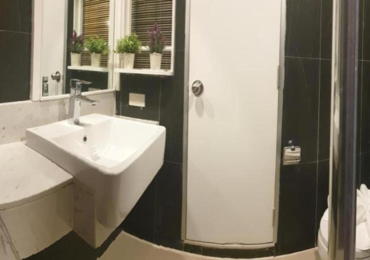 Vinary Hotel Sukhumvit Bangkok Eksteriør bilde