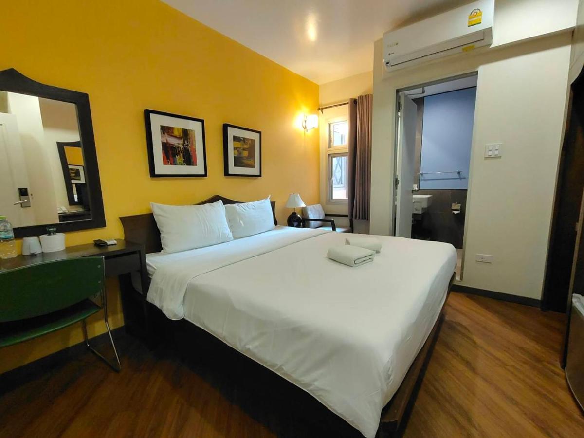 Vinary Hotel Sukhumvit Bangkok Eksteriør bilde