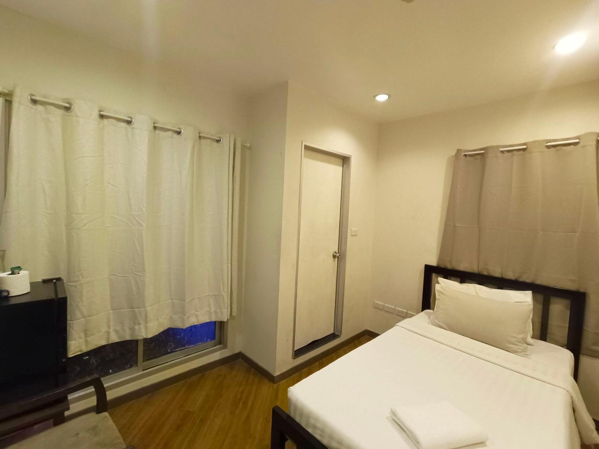 Vinary Hotel Sukhumvit Bangkok Eksteriør bilde