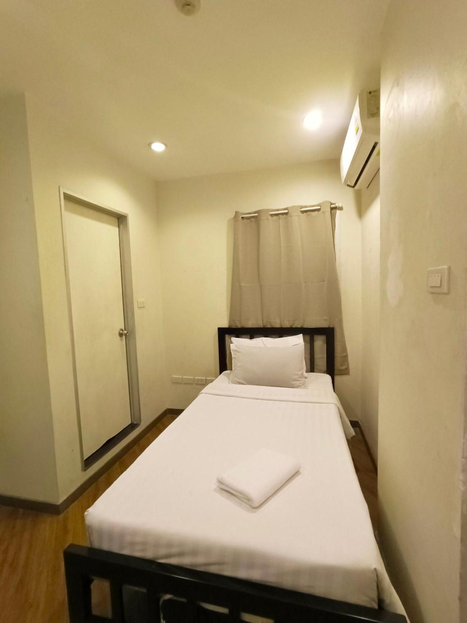 Vinary Hotel Sukhumvit Bangkok Eksteriør bilde