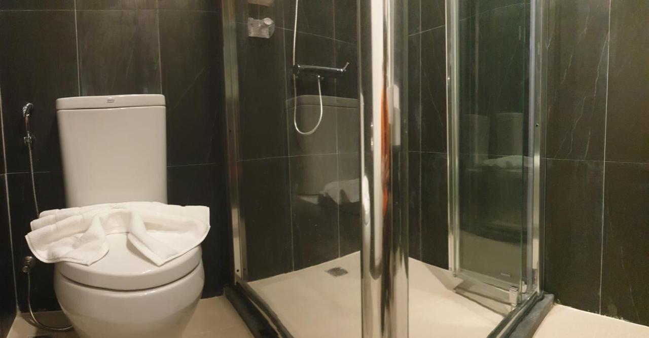 Vinary Hotel Sukhumvit Bangkok Eksteriør bilde
