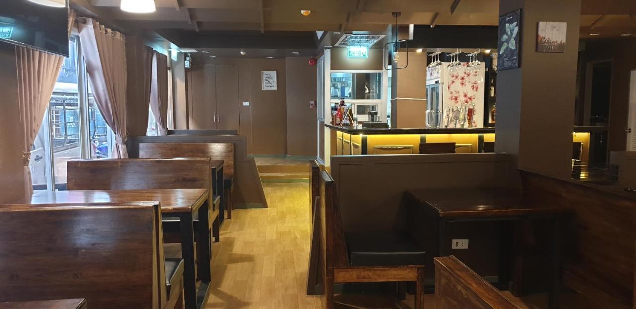 Vinary Hotel Sukhumvit Bangkok Eksteriør bilde