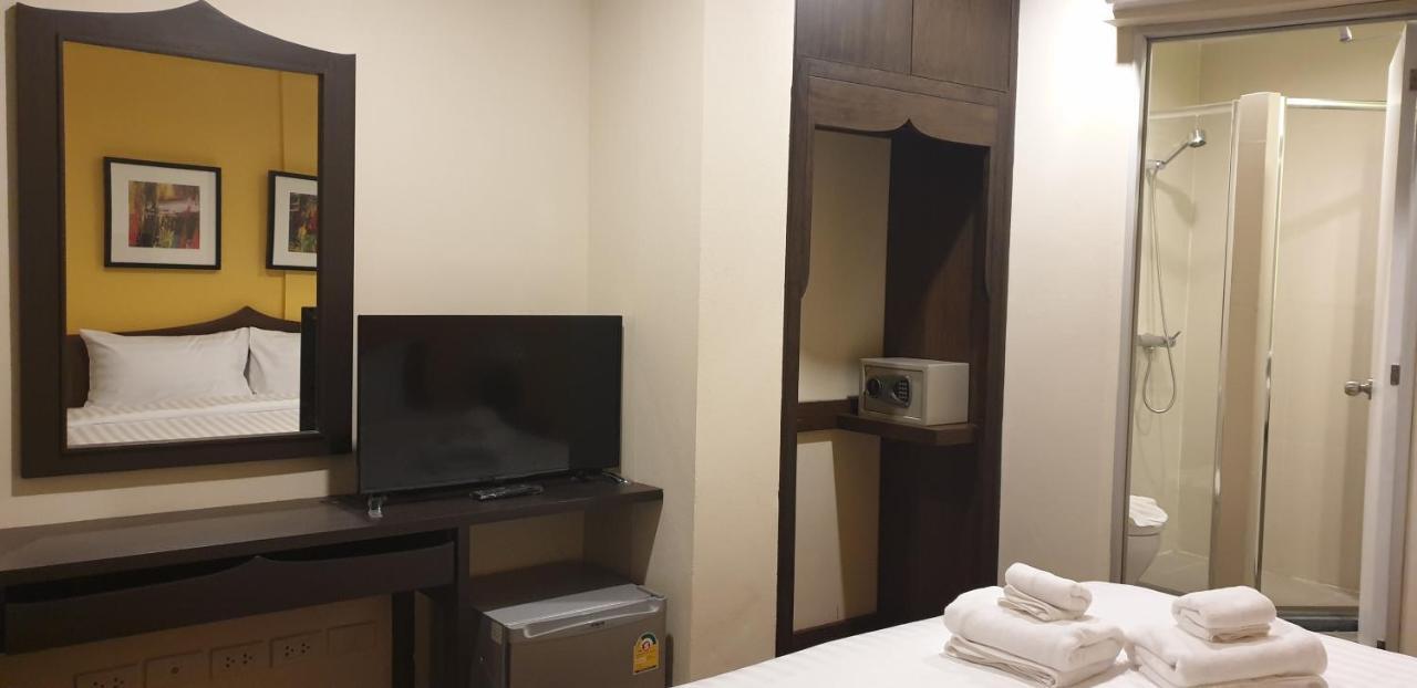 Vinary Hotel Sukhumvit Bangkok Eksteriør bilde